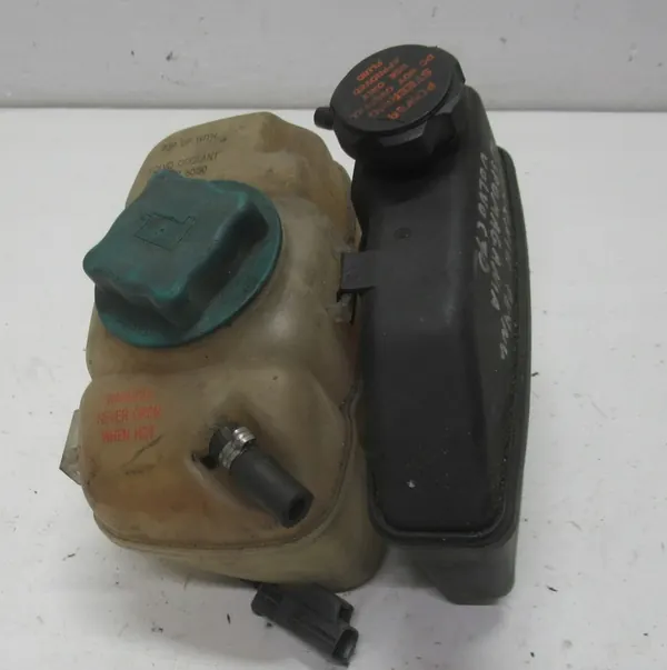 VOLVO C70 Stuurbekrachtigingsreservoir 9485464 image 2