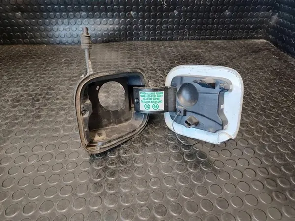 Motor de tampa de combustível RENAULT CAPTUR (J5_) 781208860R image 2