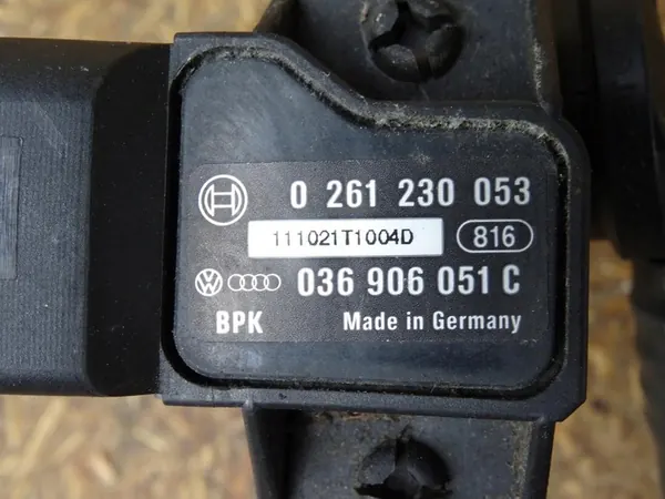 Mangueira de vácuo AUDI A4 B8 8K 2.0 TDI 8K2611931N image 2