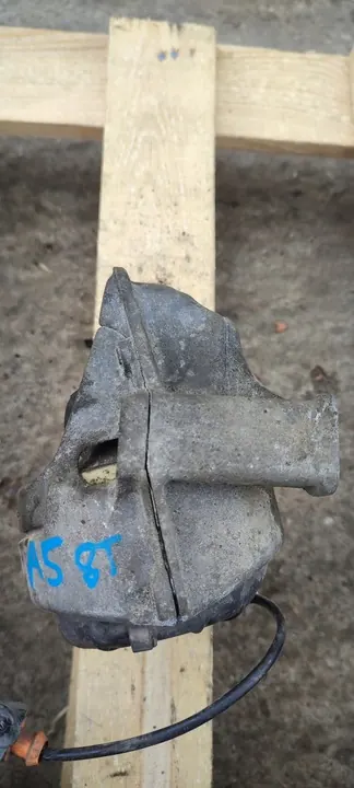 AUDI A4 B8 Motorhalterung Links 8R0199381E image 5