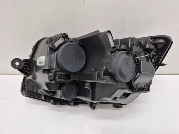 VW T6 Farol Dianteiro Direito image 3