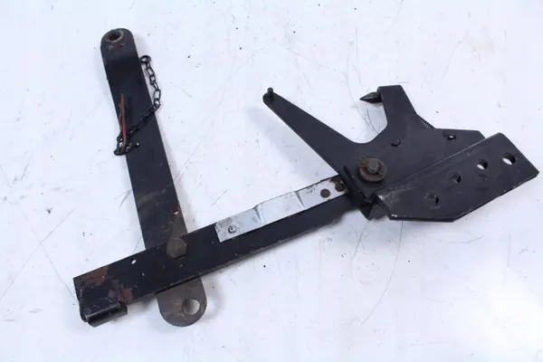 Ohjaamon Lukitus NISSAN CABSTAR 04r. 4.5T - OEM-osat image 3
