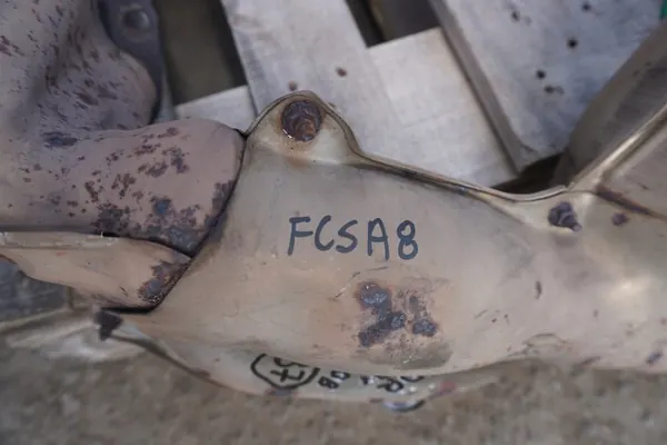 Coletor de escape Subaru Forester II OEM 44620AA540 image 4