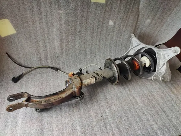 Ammortizzatore attivo anteriore destro Audi A5 8T 8F 8F0413030B image 2