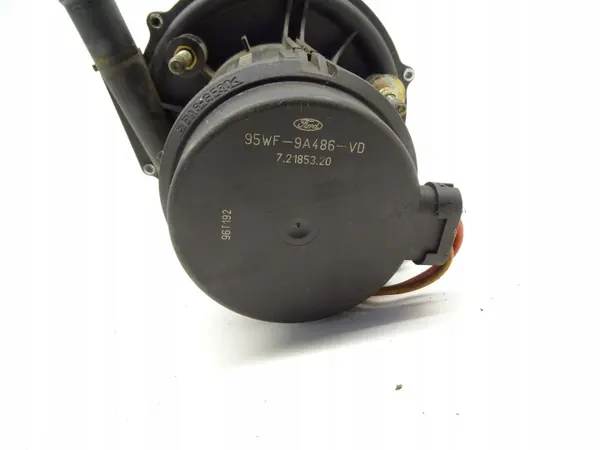 Ford Galaxy III Ilmapumppu OEM 95WF9A486VD Käytetty image 4