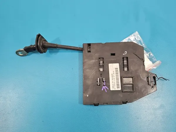 Sulakelaatikko OEM 35238836 Peugeot 508 II:lle image 3