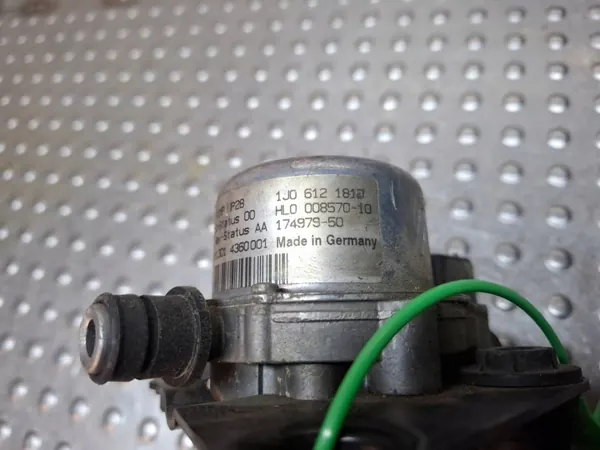 Jarrupumppu OEM S26372679 VW Polo V 6R:lle image 5