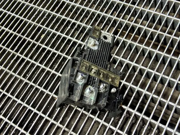 Câblage d'alimentation Ford Turneo Courier image 4