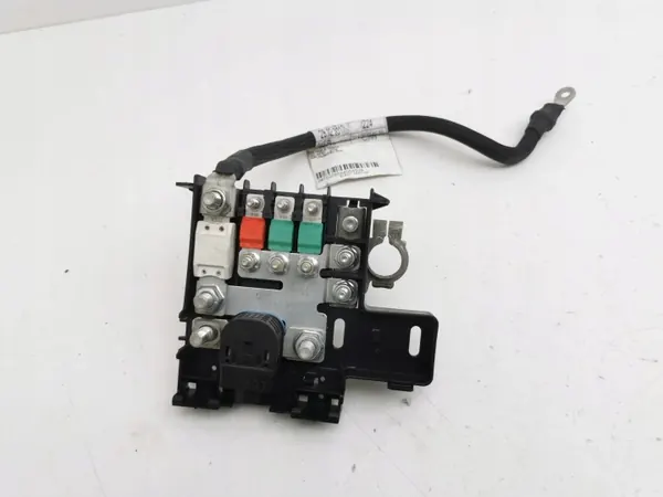 Batterierelais Maserati Ghibli 2014 OEM 06700065540 image 2