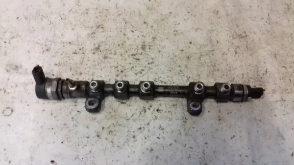 Barra de sensor OEM 0445214177 para Toyota Yaris II 1.4 D4D image 2