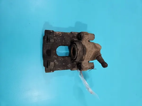 Pinza Trasera Derecha BMW Usada OEM IMPRK1358253 image 3