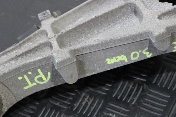 Braccio di Controllo Posteriore Destro 670106335 Maserati Levante M161 image 3