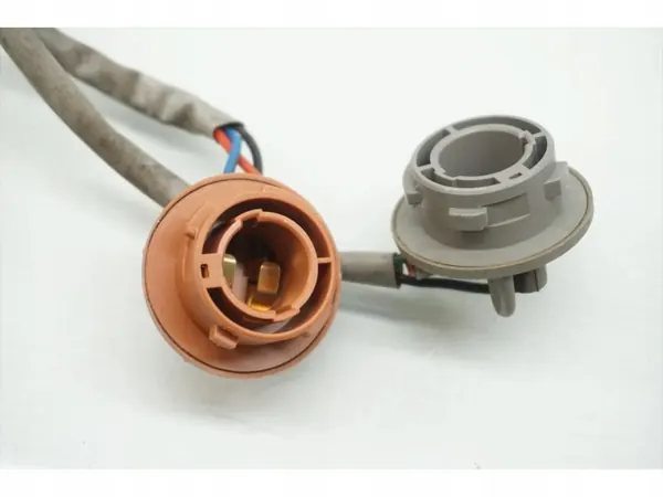 Douille d'ampoule arrière gauche Hyundai Santa Fe 2007-2009 image 7