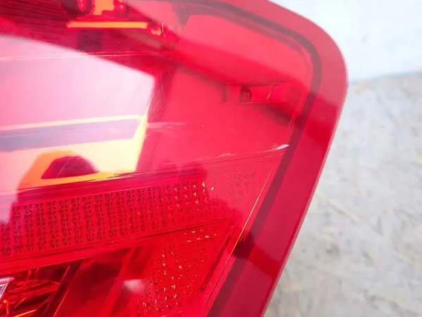 Rechter Achterlicht Mercedes C-Klasse 204 Kombi 2011-2014 image 3