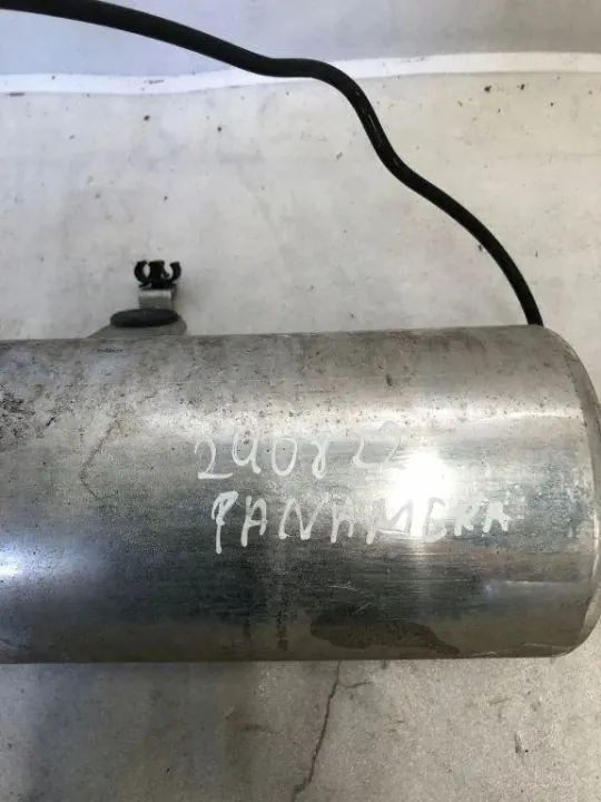 Réservoir d'air Porsche OEM 970358155 pour Panamera 4.8L image 4