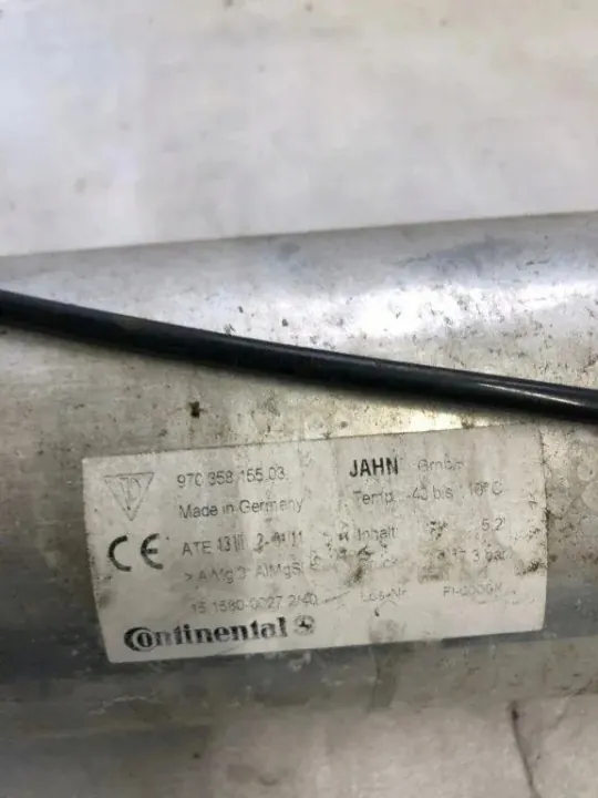 Réservoir d'air Porsche OEM 970358155 pour Panamera 4.8L image 5