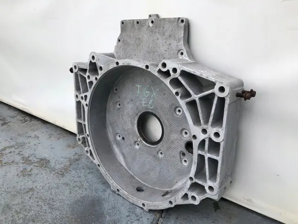 MAN TGX/TGS Koppelingshuis OEM 51014013297N image 3