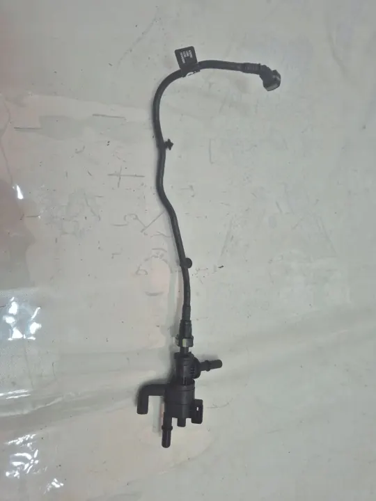 Ventilationsventil OEM 6KU841X7AG för Jeep Wagoneer image 2