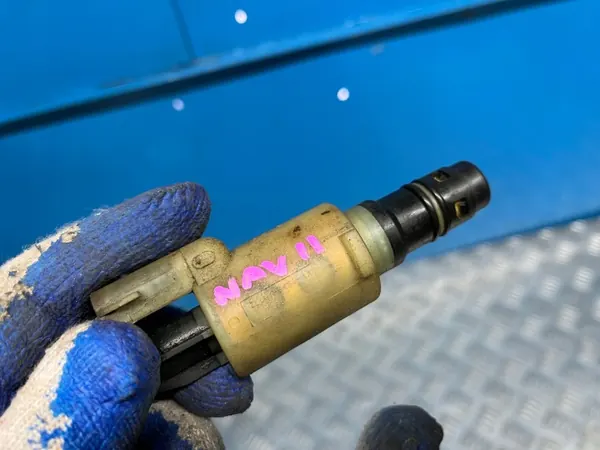 Stoßdämpferventil OEM 4L14-3B486-AA für Lincoln Navigator image 4