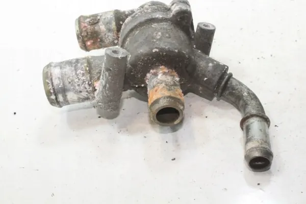 Ford OE DS7E8A587CB Thermostatgehäuse für C-MAX MK2 image 3