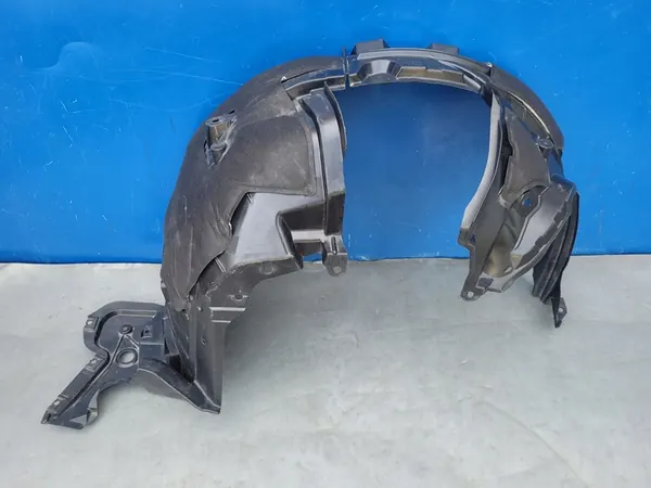 Front Right Wheel Arch Nissan X-Trail T32 63842-4CB0A image 7