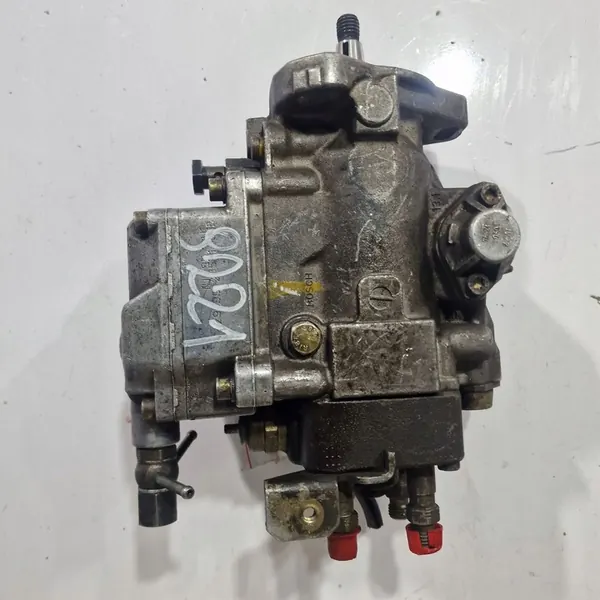 Kraftstoffpumpe 2.0 TD Nissan Primera P11 P12 Nissan Serena image 3