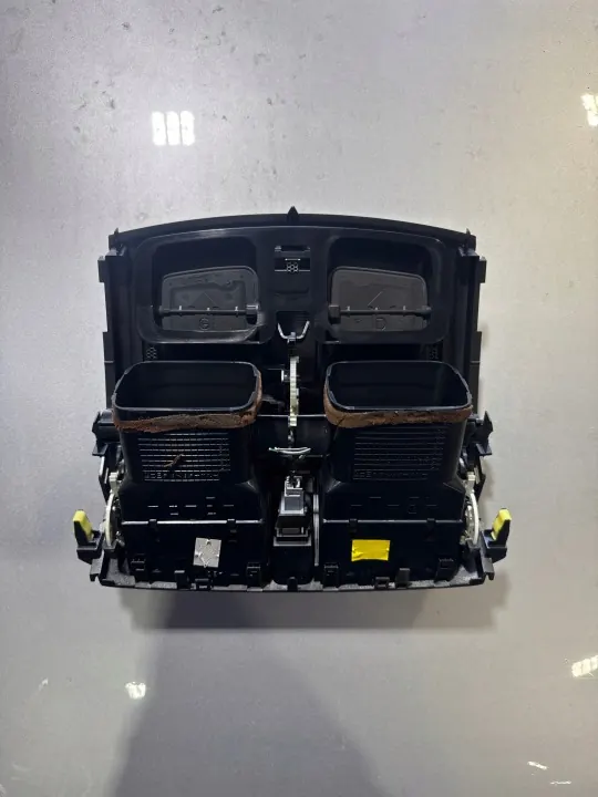 Grille de ventilation centrale OEM 653 pour Toyota Auris image 3