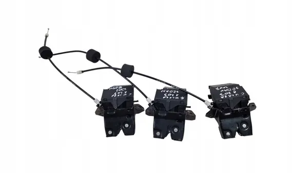 Mercedes C-Class W203 Lower Tailgate Lock OEM A1717500085 image 2