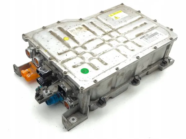 Spanningsomvormer Peugeot 3008 II 2022 OEM 9843767880 image 2