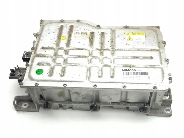 Spanningsomvormer Peugeot 3008 II 2022 OEM 9843767880 image 3
