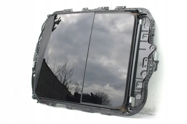 Audi E-Tron Aurinko-Panoramakatto OEM 83A877041 image 2
