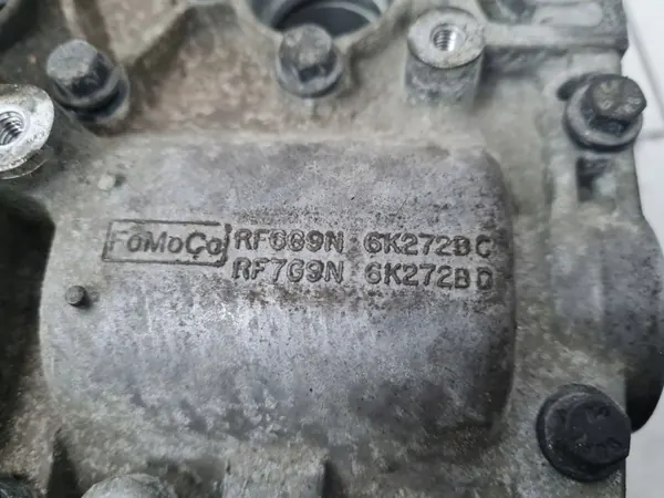 Volvo XC70 Motorhuvud OEM H518X - Begagnad image 9