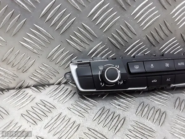 BMW klimaatregelmodule OEM 938404601 - Gebruikt image 3