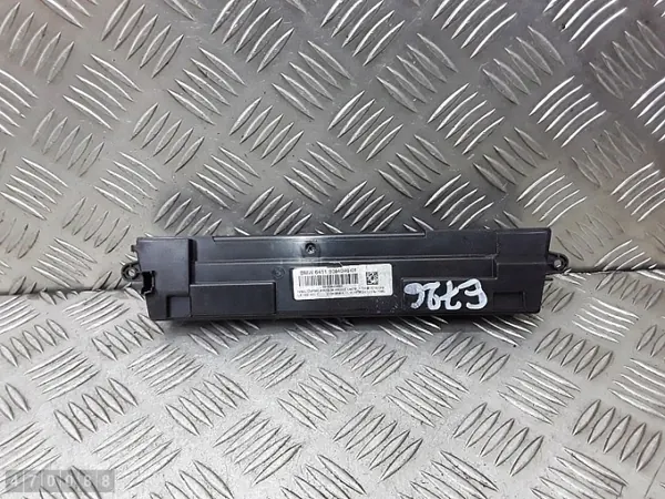 BMW klimaatregelmodule OEM 938404601 - Gebruikt image 4