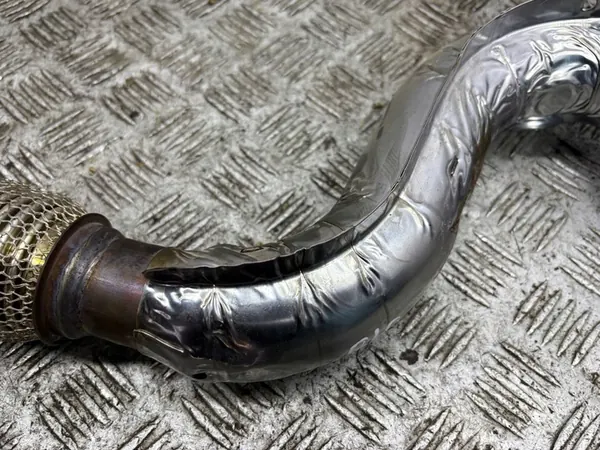 Peugeot 2008 II 2023 Conector flexível de escape OEM AMD211788 image 4