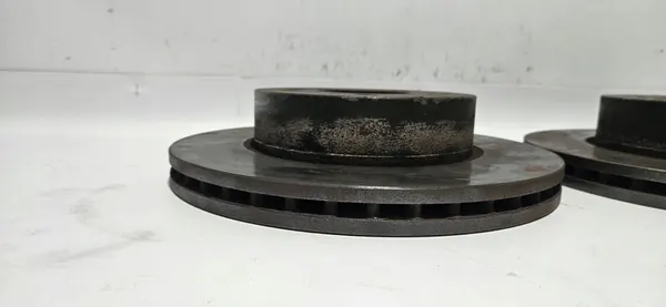 Discos de Freio Dianteiros VW Crafter II MAN OEM image 5