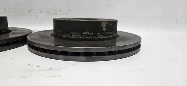 Discos de Freio Dianteiros VW Crafter II MAN OEM image 6