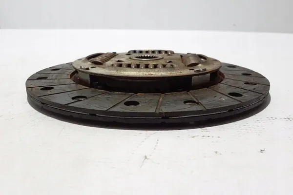 Disque d'embrayage NISSAN NT400 CABSTAR 2.5L diesel image 3