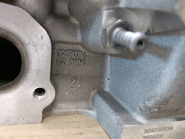 BMW S63B44B Cilinderkop Links OEM 7852462 image 3