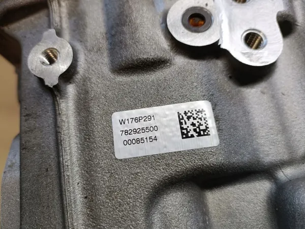 BMW S63B44B Cilinderkop Links OEM 7852462 image 5