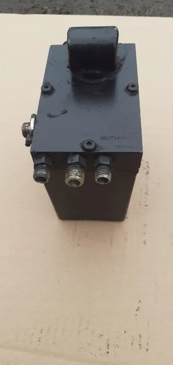 Bomba de cabina DAF XF 106 OEM 1914261 - Usado image 4
