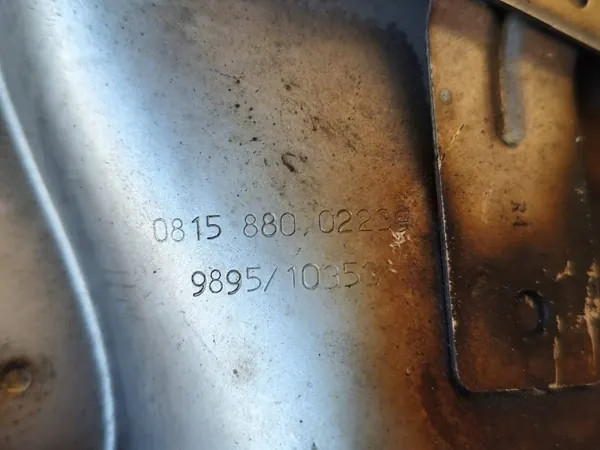Infiniti QX30 Avgasrörsslut OEM 989510353 image 4