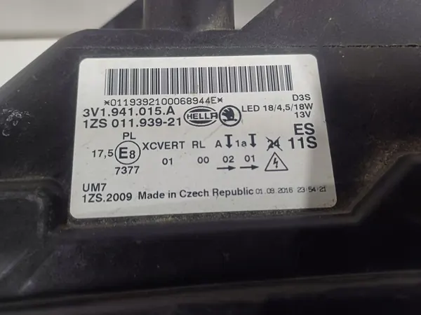 Linker Scheinwerfer SKODA SUPERB III image 5