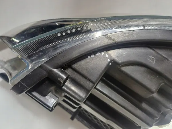 Linker Scheinwerfer SKODA SUPERB III image 8