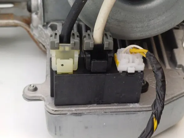 Elkraftstyrpump Hyundai i30 OEM DRC98502 image 3