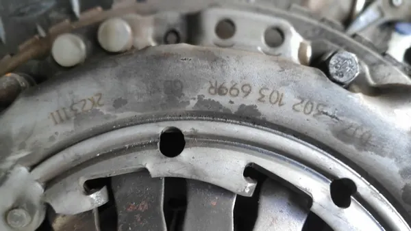 Kytkinlevy 1.5 DCI Renault Clio IV image 3