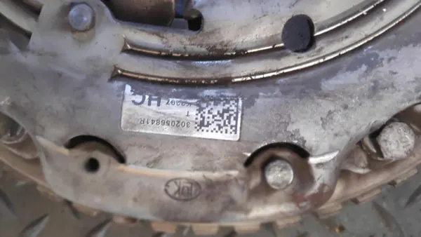 Kytkinlevy 1.5 DCI Renault Clio IV image 4