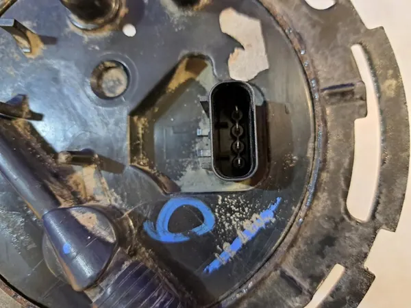 Polttoainepumppu Saab 9-3 2003 image 3