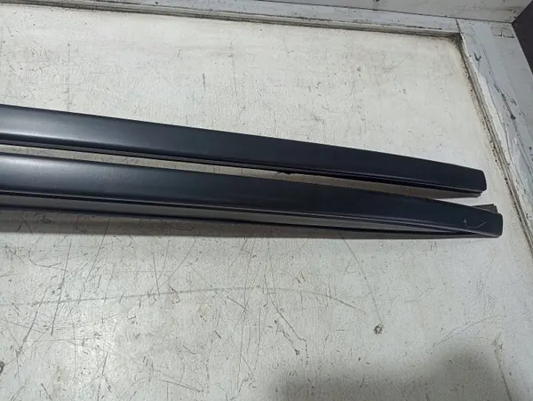 Barras de techo BMW X1 F48 OEM 7356435 - Usado image 3
