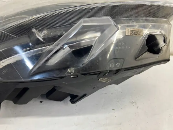 Phare avant droit OEM 9808567680 pour Opel Vivaro C image 10